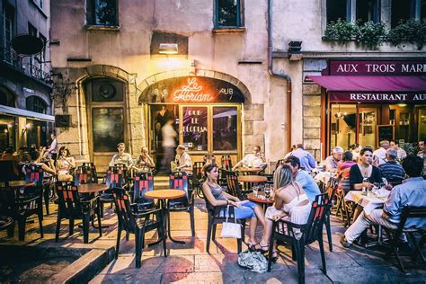 Les meilleurs bars à Lyon pour faire des rencontres